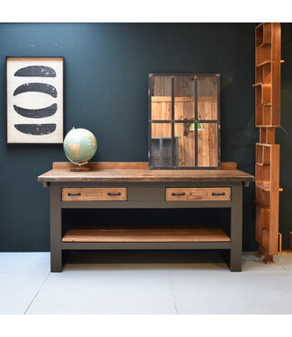 Industrieel dressoir