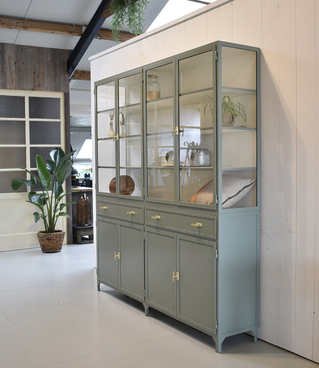 Steel case Breda brass handles