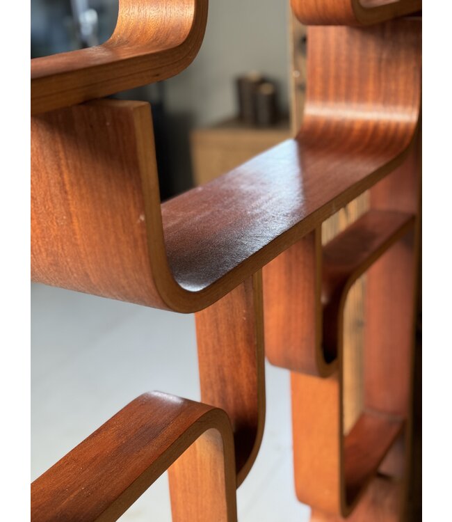 Raumteiler – Von Ludvik Volák