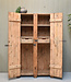 Industrieller Holzschrank