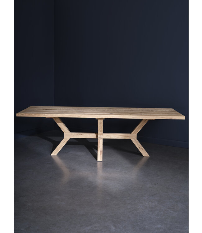 Oak dining table - Hilversum