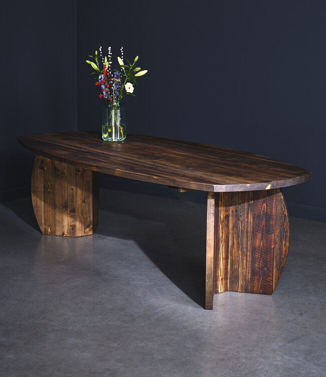 Robuuste eettafel hout Bergen