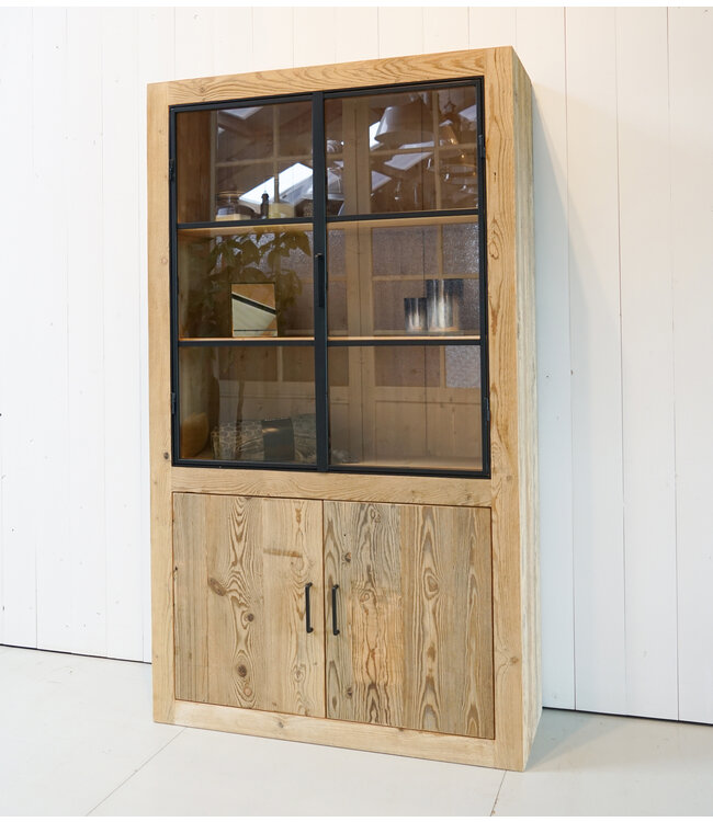 Vitrinekast Meran - op maat gemaakt