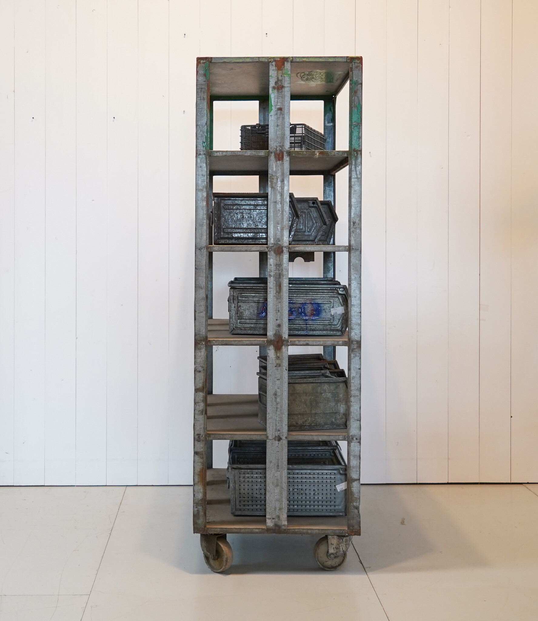 Vintage shoe rack (shoe rack) - Oldwood - the furniture store
