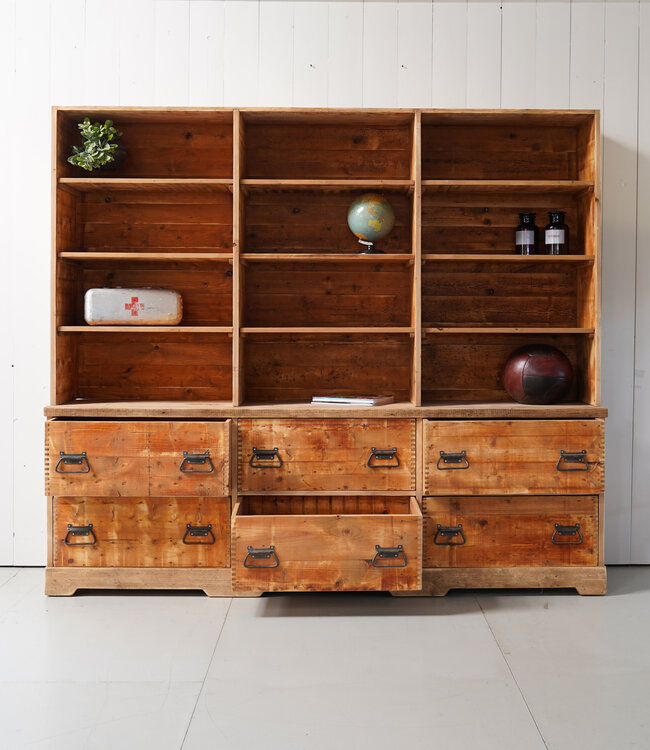 Vintage shop cabinet