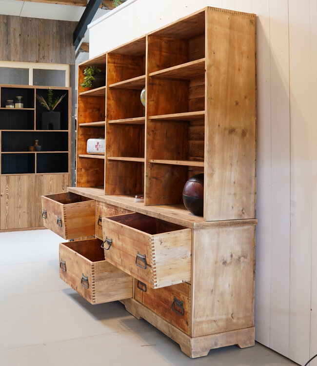 Vintage shop cabinet