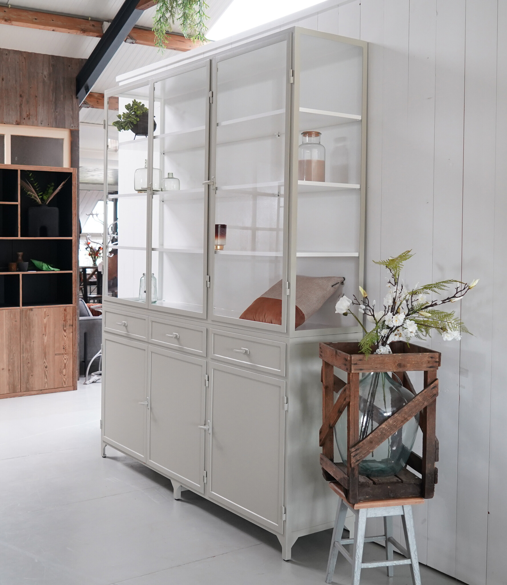 Metal cabinet Leiden - custom made - any RAL color - Oldwood - the ...