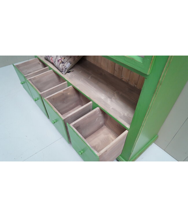 Grünes Vintage-Sideboard