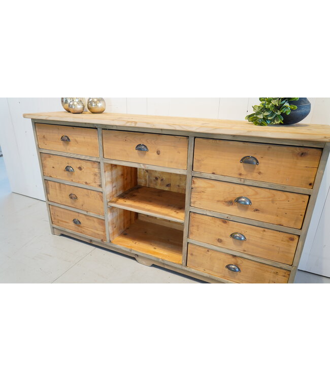 Houten dressoir