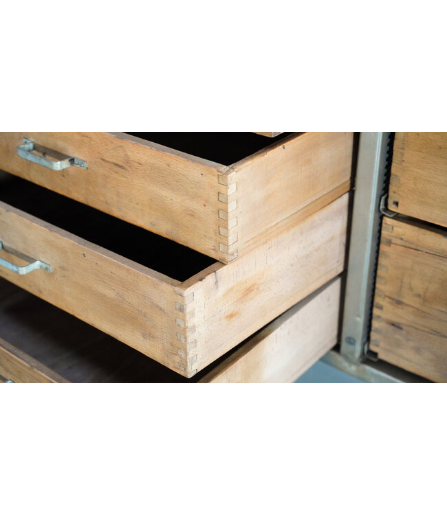 Industrielles Sideboard / Kommode
