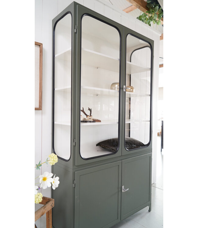 Metal cabinet Delft - custom made