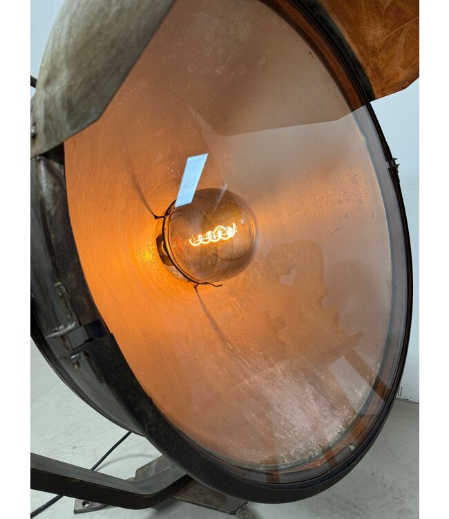 Vintage / industrial spot