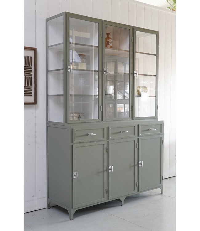 Deepened steel cabinet Eindhoven