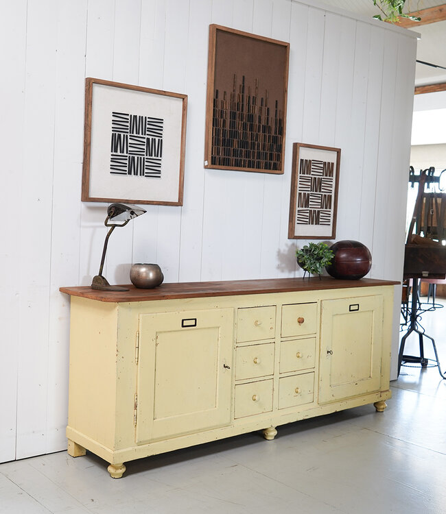 Vintage dressoir