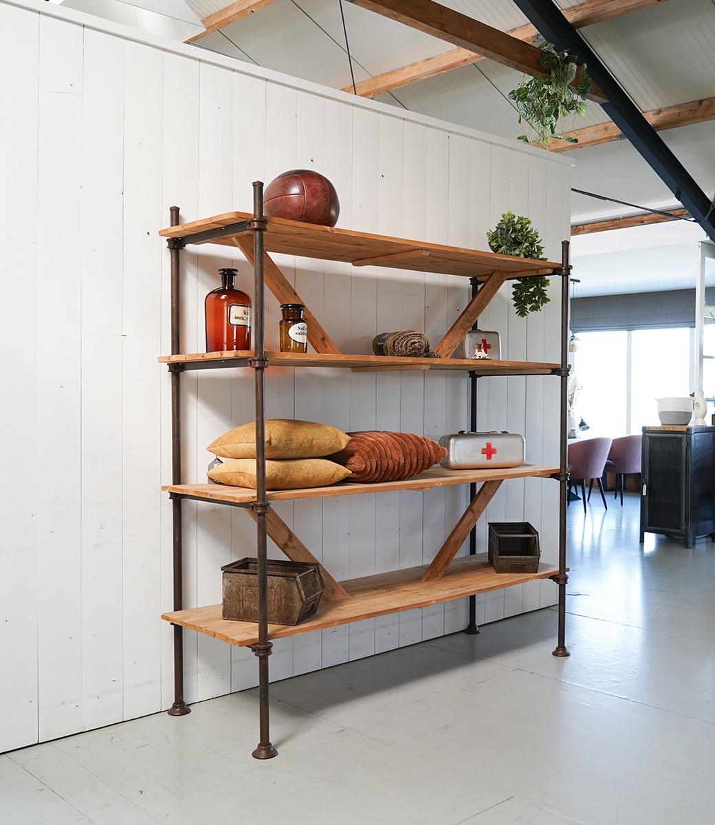 Industrieregal | Wandschrank