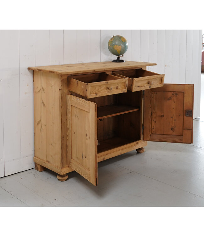 Sideboard aus Holz