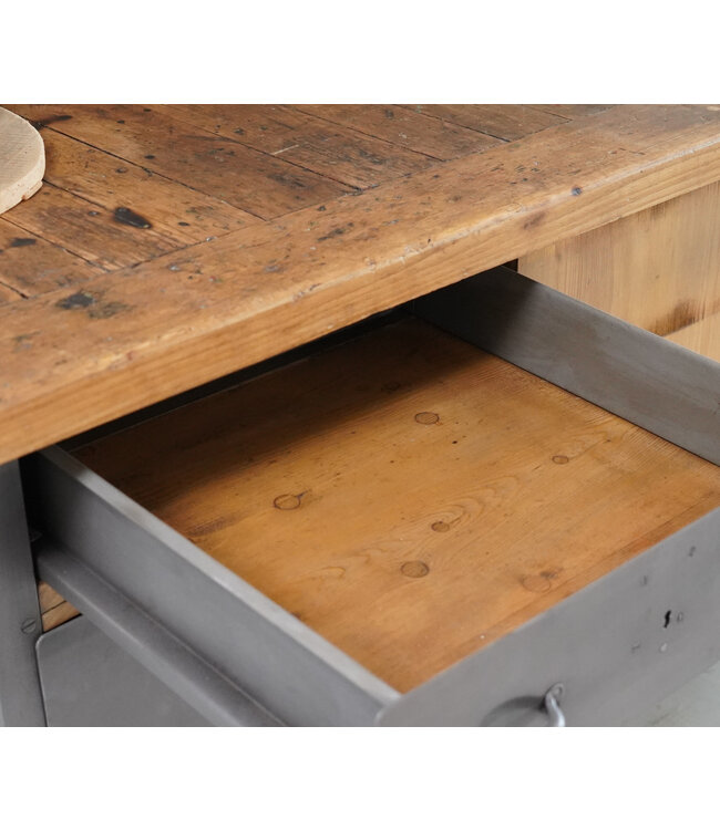 Cool industrial sideboard