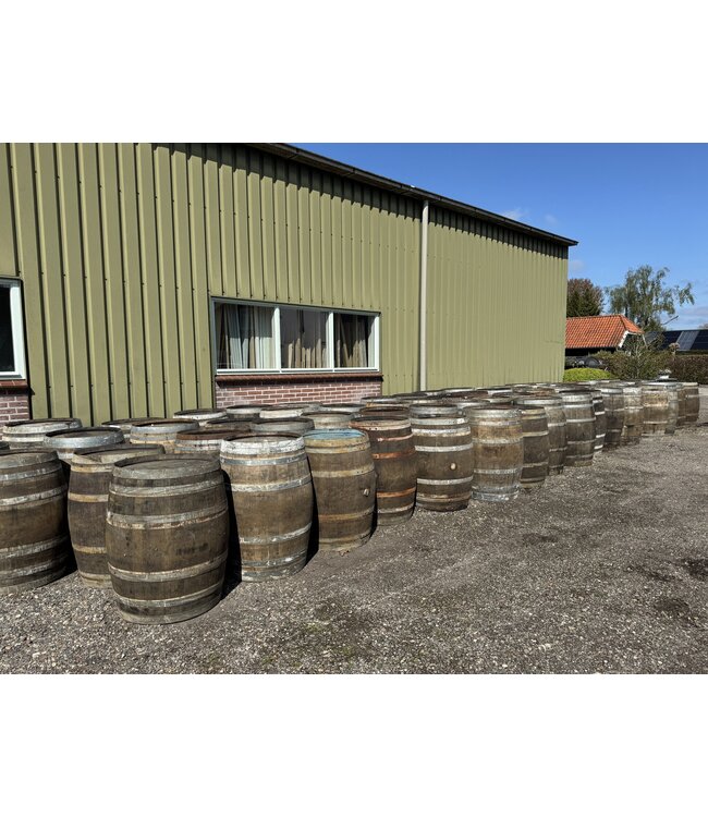 Whiskyfässer aus Eiche | Weinfässer | Regentonnen | Gartendekoration