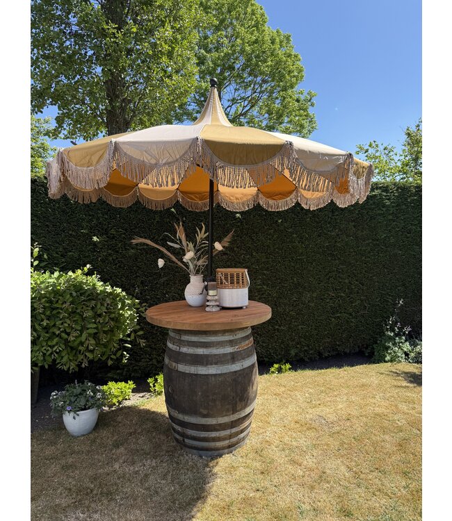 Oak bar table made of wine barrel / whisky barrel with top