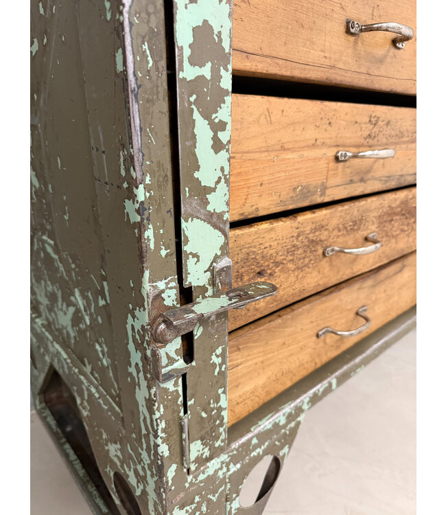 Vintage Werkbank mit Schubladen