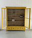 Gelbe Vintage-Vitrine
