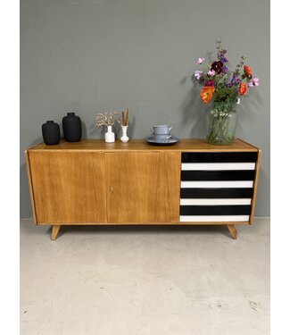 Oldwood Jiri Jiroutek U-468 Interier Praha Sideboard-Kommode