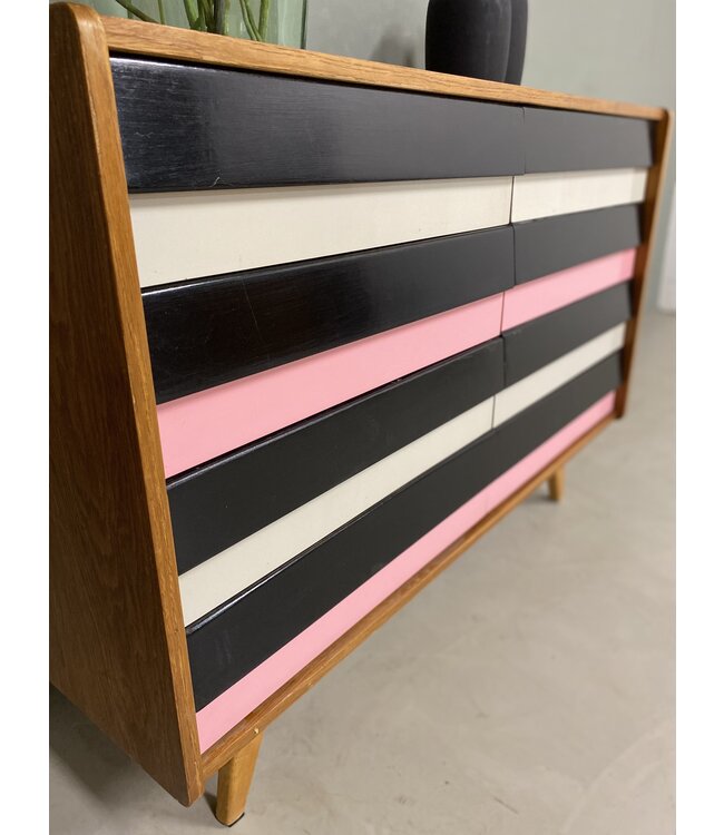 Jiri Jiroutek U-450 Schrank