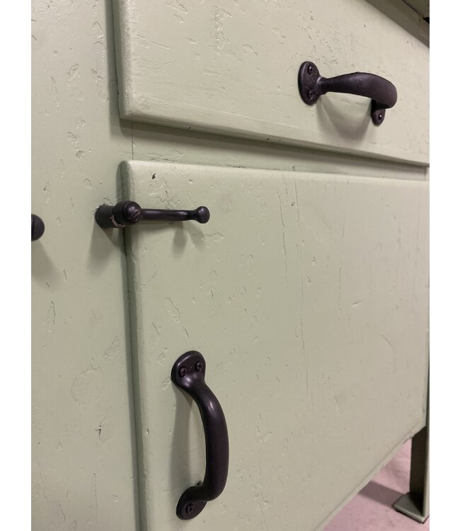 Grüne Industriewerkbank