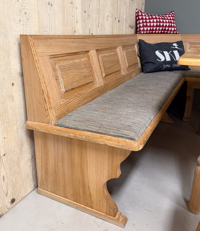 Austrian Alpine dining area / Stube set