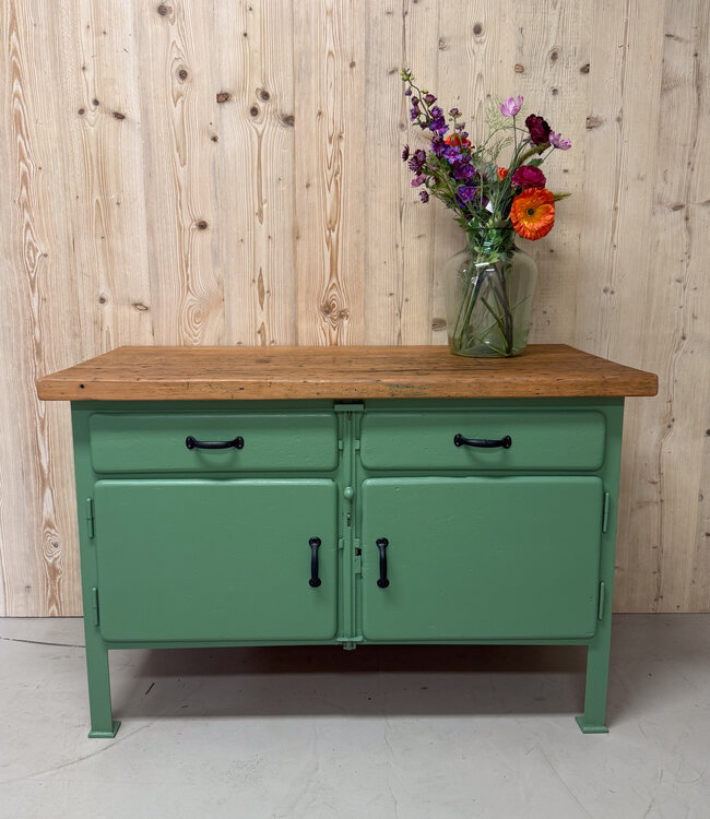 Vintage workbench - Carl Zollfrank