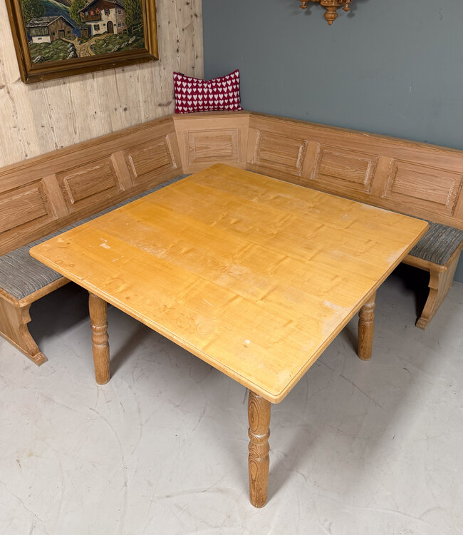 Austrian Alpine dining area / Stube set