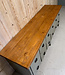 Sideboard aus Holz mit Schubladen
