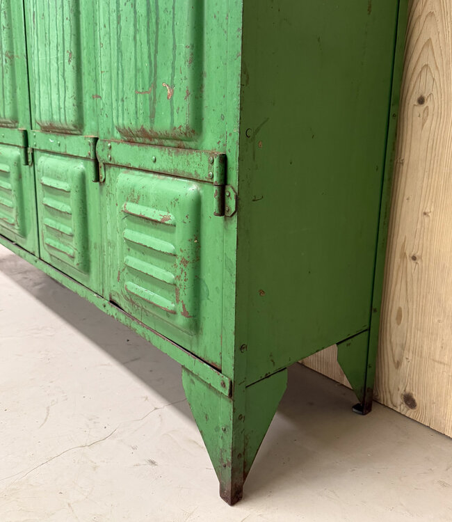 Vintage metalen lockerkast