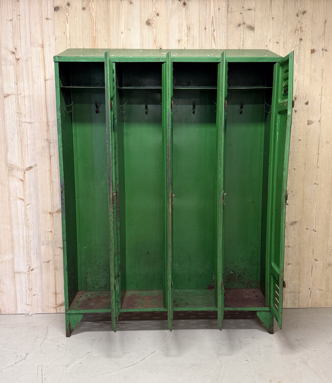 Vintage Schließfachschrank aus Metall