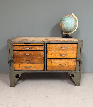 Oldwood Vintage chest of drawers workbench