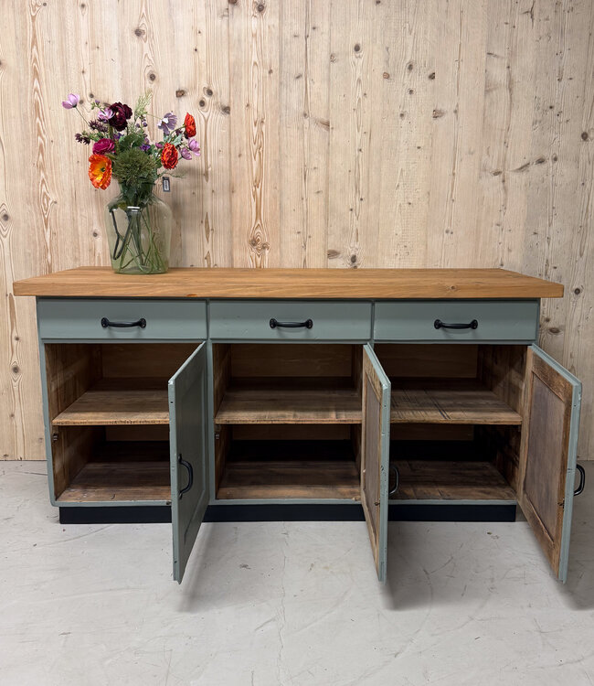 Houten vintage dressoir met lades