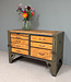 Industrieel dressoir / ladekast