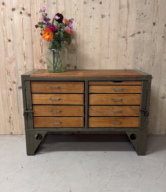werkbank Vintage-Kommode