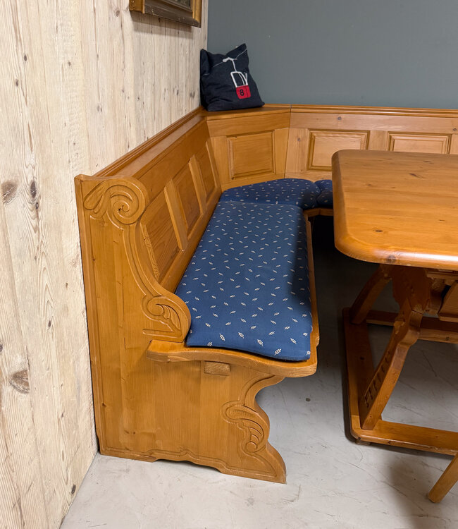 Ecksofa „Österreichische Alpenstube“