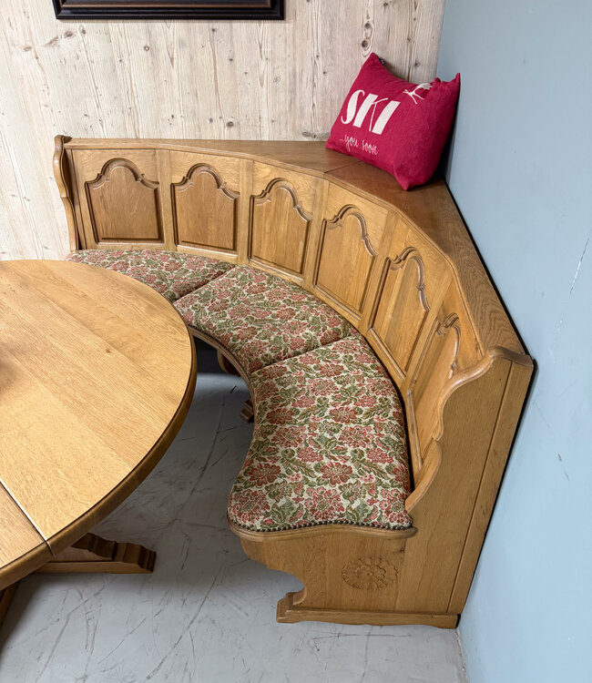 Oostenrijkse rondzit | Stube zithoek | Ronde bank + tafel