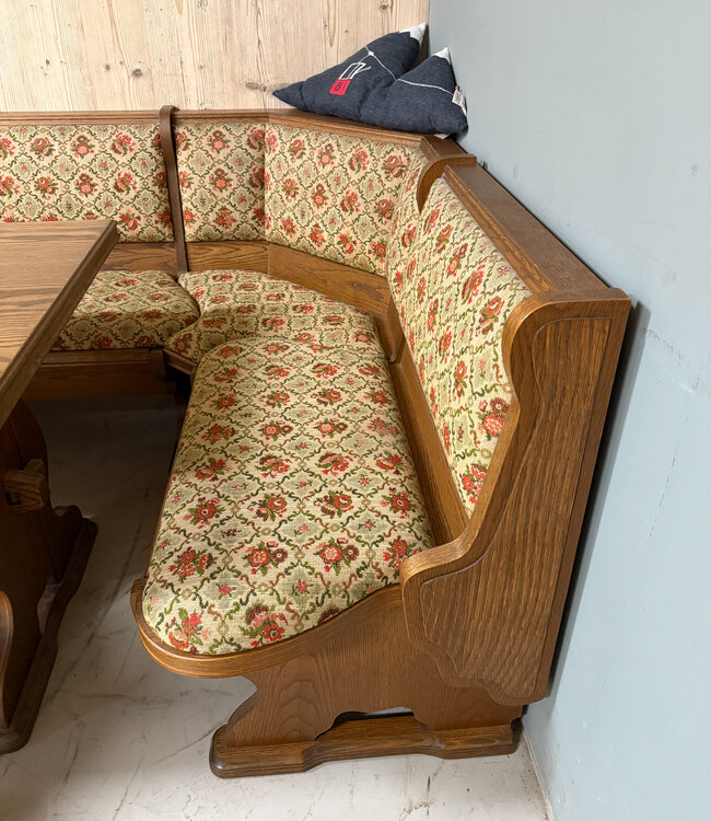 Oostenrijkse eethoek | Stube zithoek | Tafel + hoekbank