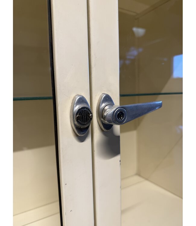 Vintage Apothekerschrank / Medizinschrank