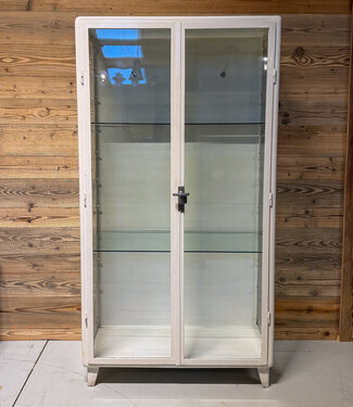 Oldwood Vintage medicine cabinet