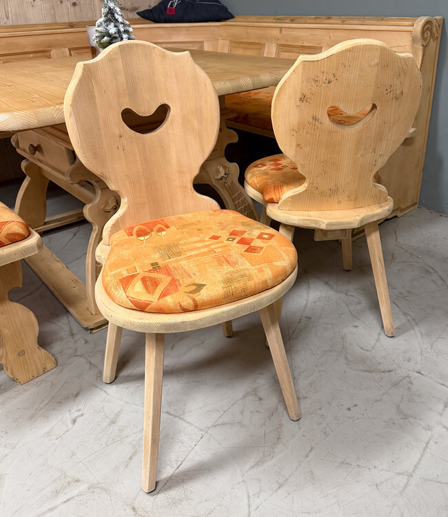 Oostenrijkse zithoek | Stube eethoek | Vintage hoekbank