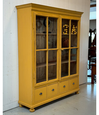 Vintage yellow display cabinet