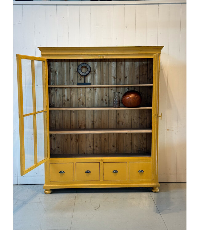 Vintage yellow display cabinet