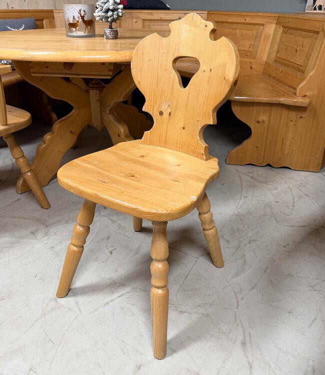 Austrian Stube set / dining area round seating