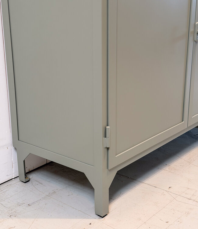 Green steel display cabinet Leiden with drawers and doors | Custom made