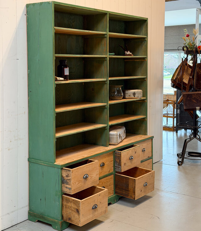 Vintage-Holzschrank mit Schubladen | Einzigartiger alter Schrank