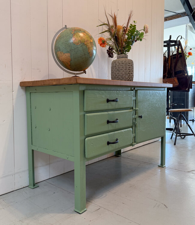 Carl Zollfrank workbench